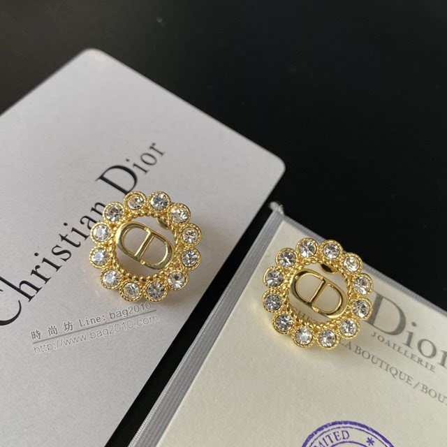 Dior飾品 迪奧經典熱銷款字母cd簡約耳釘 耳環  zgd1381